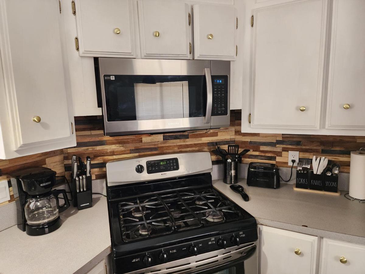 1 Bdrm Grand Canyon Bridge Rental Dolan Springs Экстерьер фото